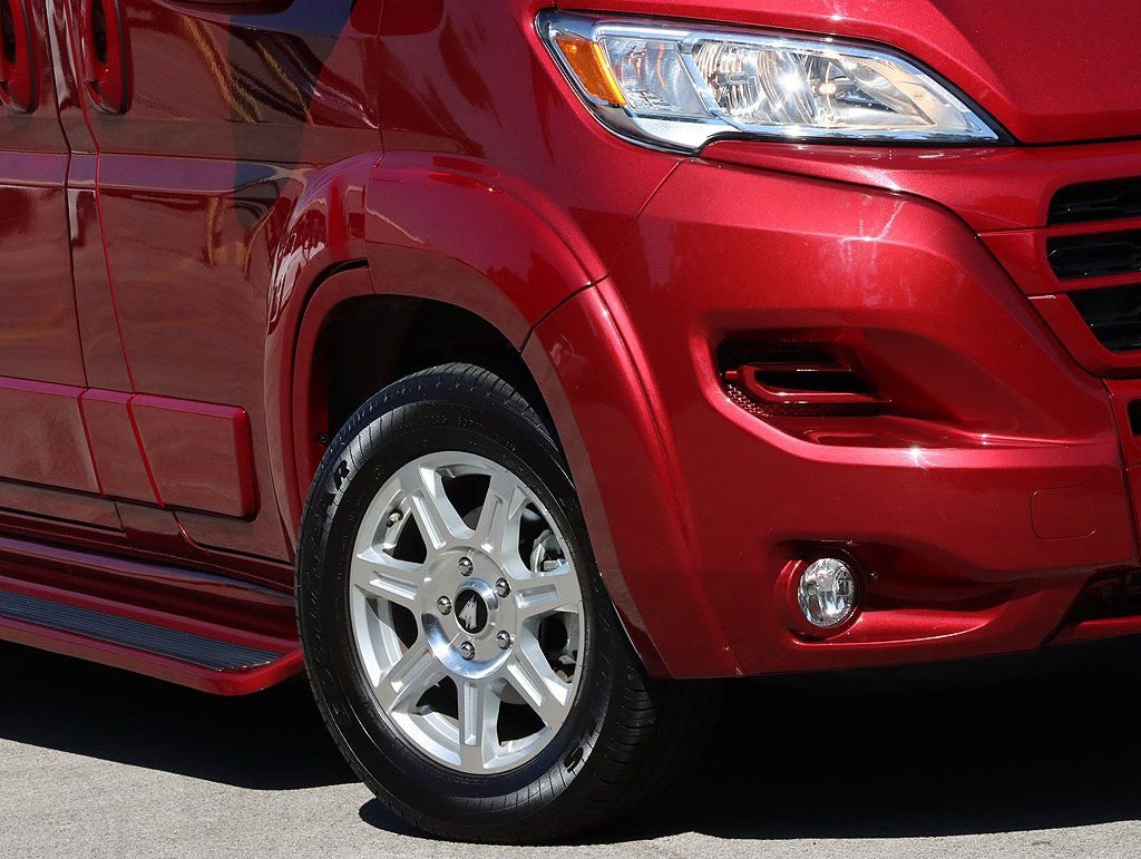 Used 2023 RAM ProMaster 2500 w/ Premium Convenience Group (B) image 9