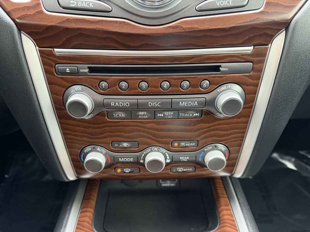 Used 2019 Nissan Pathfinder Platinum image 25