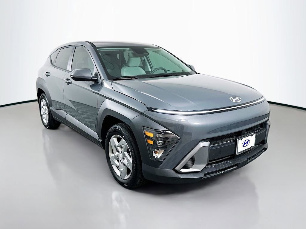 New 2026 Hyundai Kona SE image 3