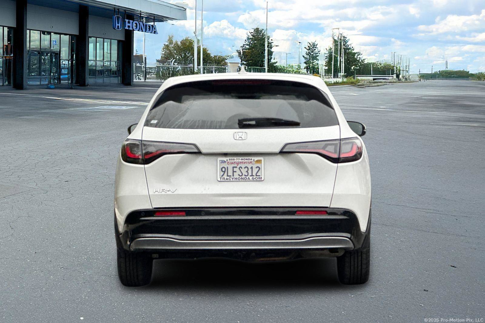 Used 2024 Honda HR-V EX-L image 7