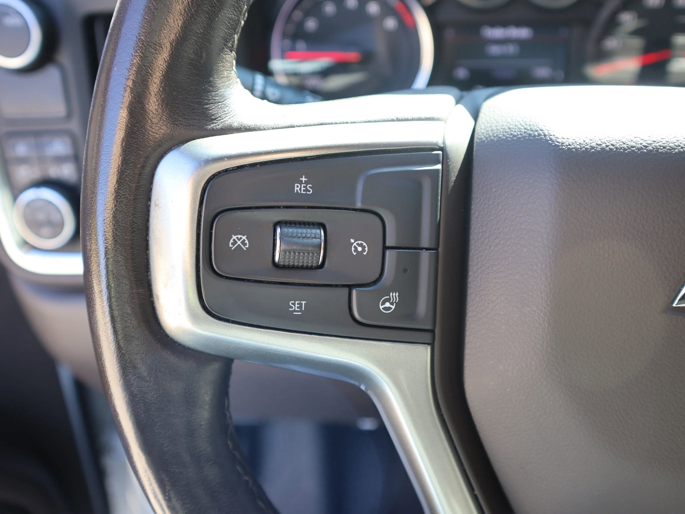 Used 2021 Chevrolet Silverado 2500 LTZ w/ LTZ Convenience Package image 22