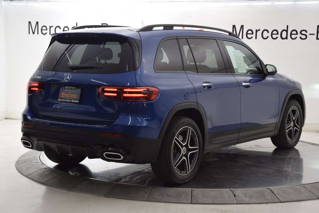 Used 2024 Mercedes-Benz GLB 250 image 6