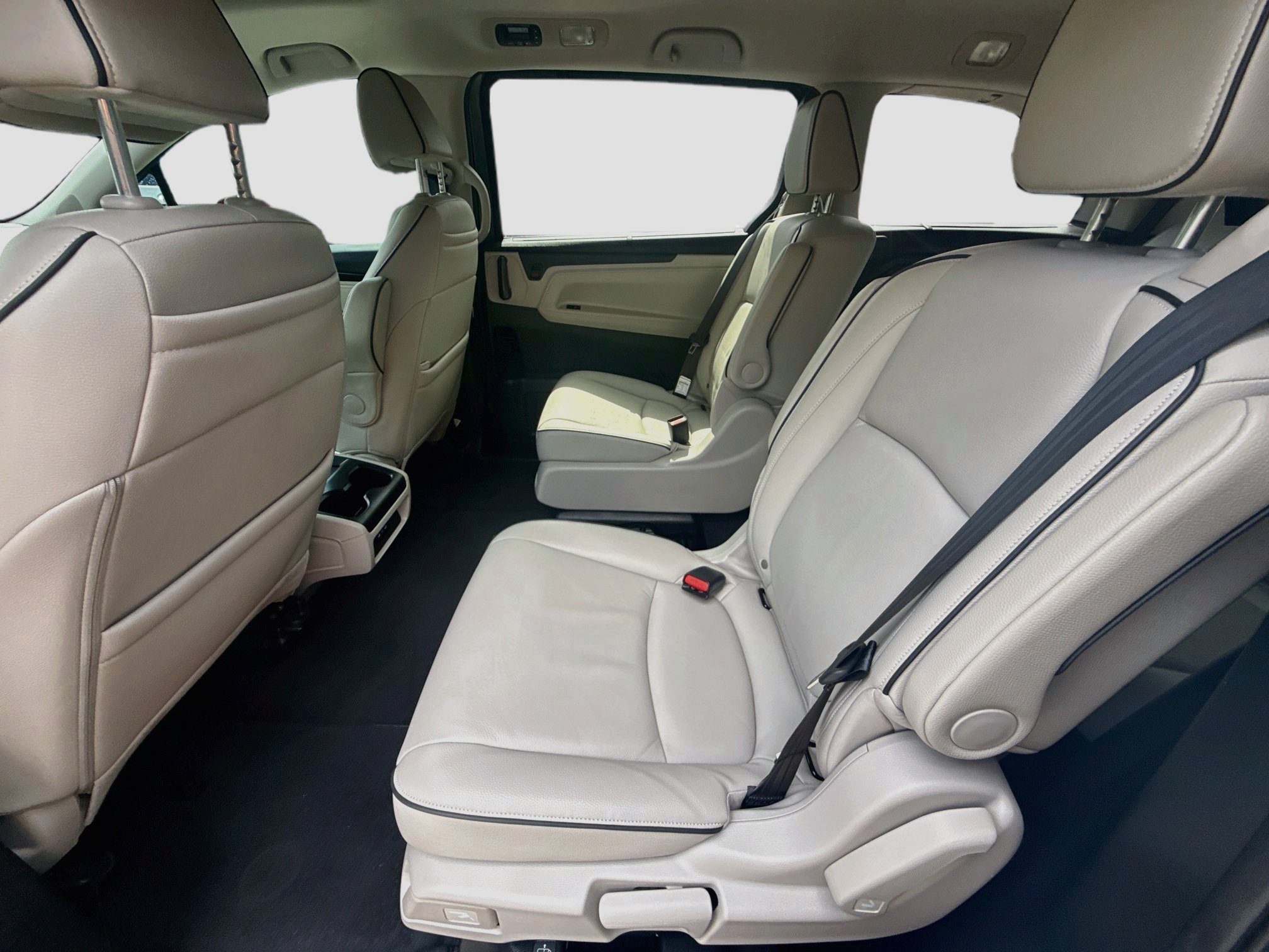 Certified 2025 Honda Odyssey Touring image 24