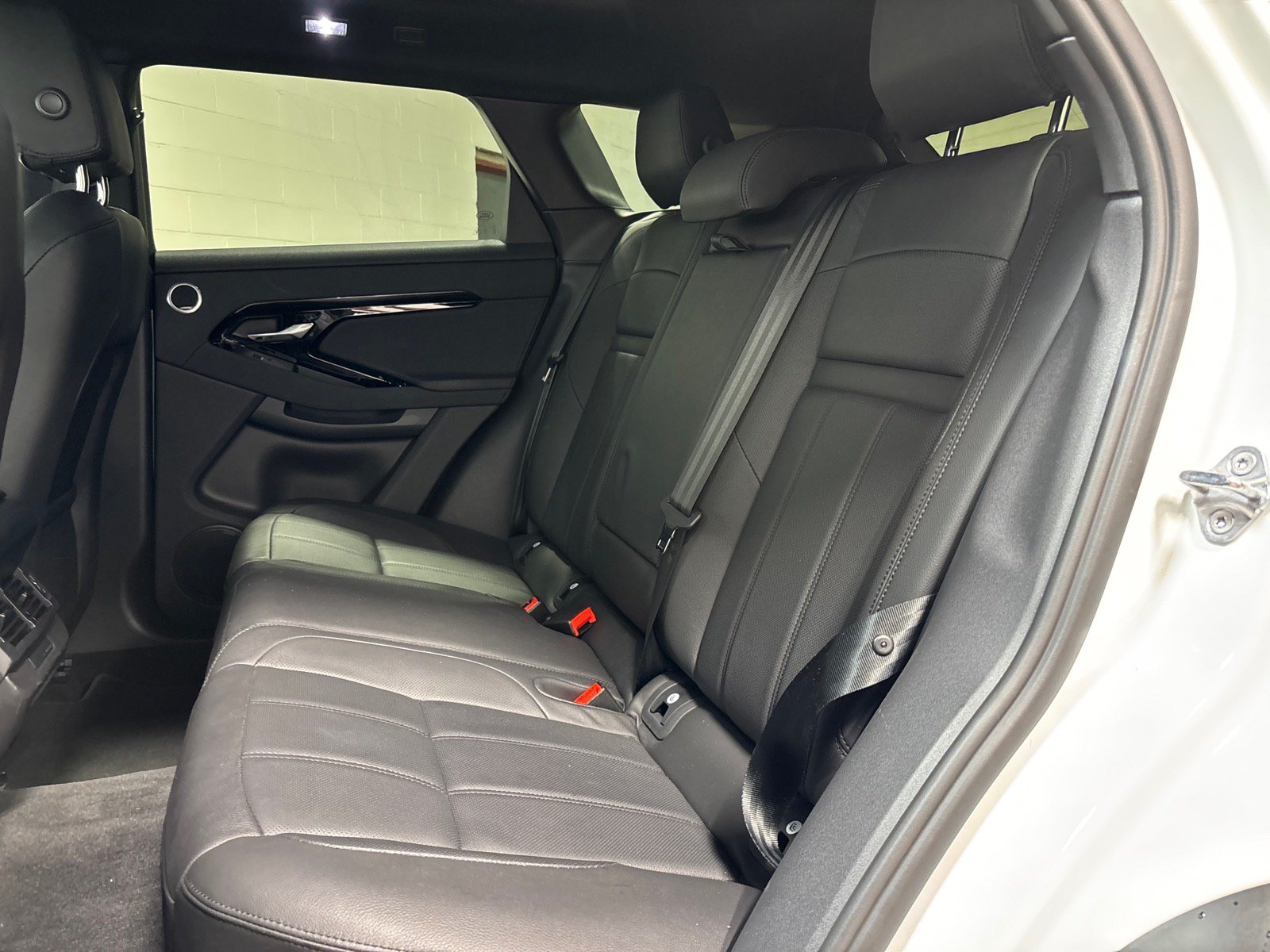Used 2026 Land Rover Range Rover Evoque S AWD/4WD image 28