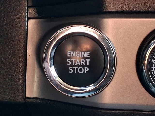 Used 2023 Toyota Tacoma SR5 w/ Technology Package image 29