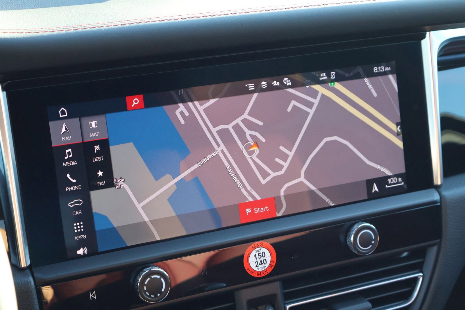 New 2026 Porsche Macan image 18