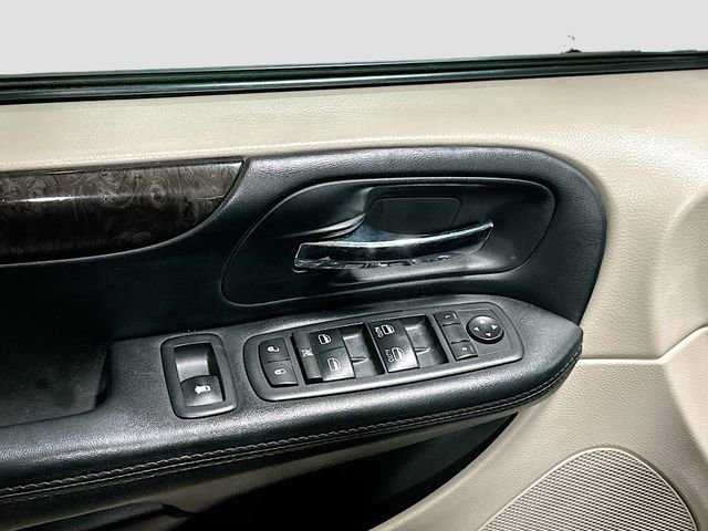 Used 2017 Dodge Grand Caravan SE w/ Power Window Group image 18