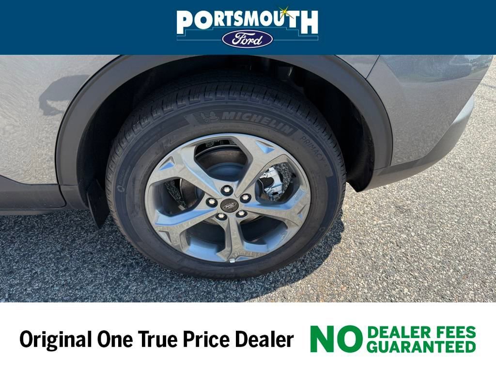 New 2025 Ford Escape ST-Line Select w/ Tech Pack #1 AWD/4WD image 33