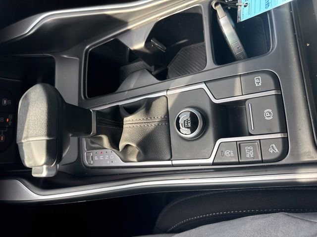 Used 2025 Kia Sorento LX FWD image 10