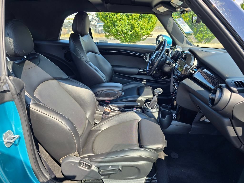 Used 2017 MINI Cooper S FWD image 16