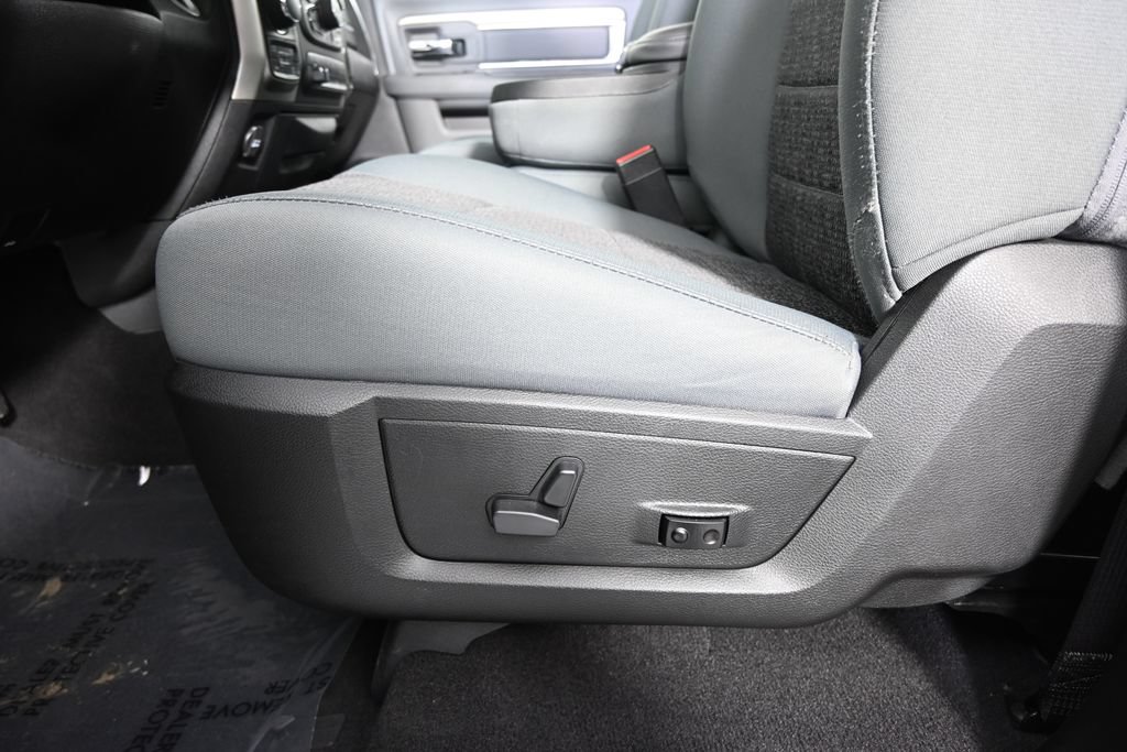 Used 2017 RAM 1500 Big Horn AWD/4WD image 21