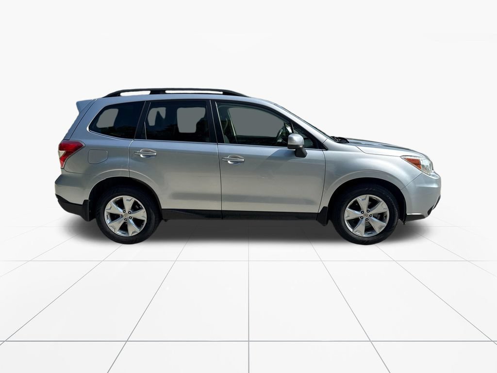 Used 2015 Subaru Forester 2.5i Limited AWD/4WD image 9