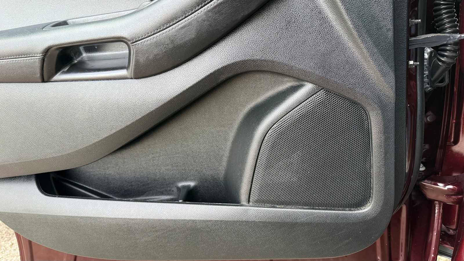 Used 2023 Ford Edge SEL image 13