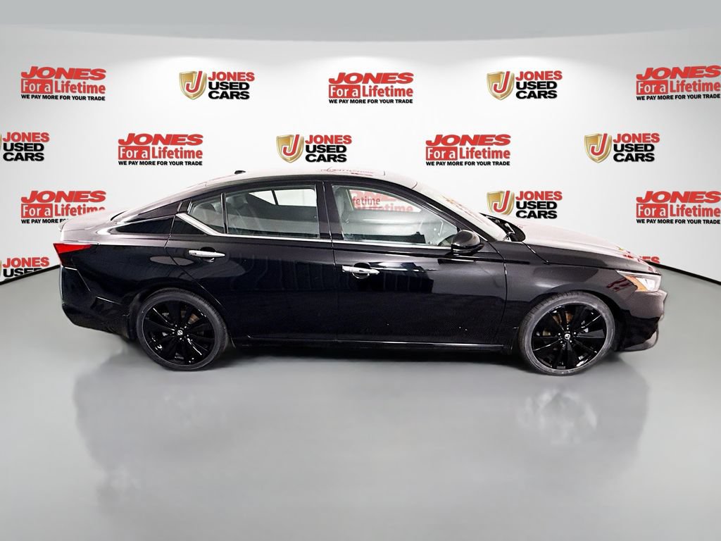 Certified 2019 Nissan Altima 2.0 Platinum FWD image 19