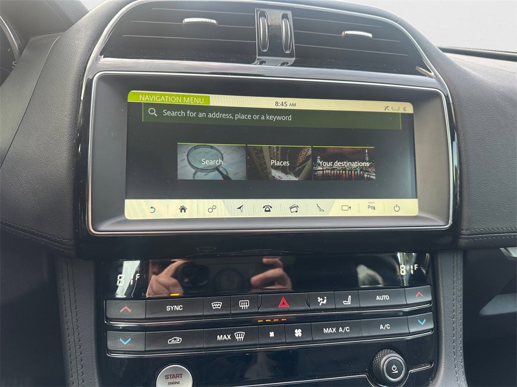 Used 2020 Jaguar F-PACE Prestige image 12