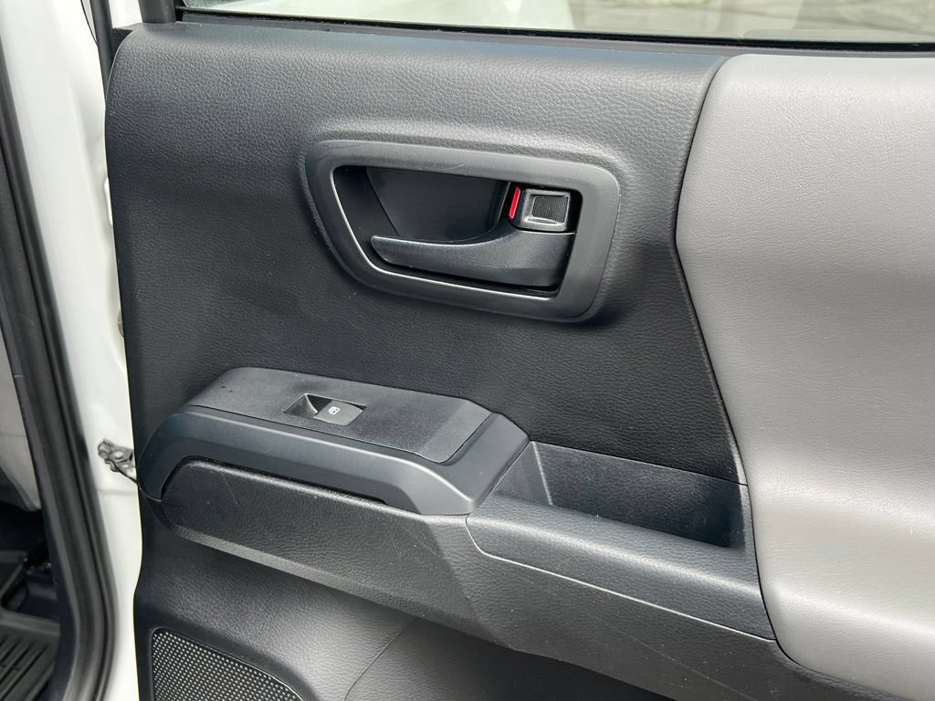 Used 2019 Toyota Tacoma SR w/ SR Convenience Package RWD image 20