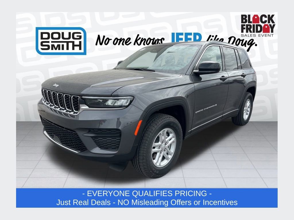 New 2025 Jeep Grand Cherokee Laredo w/ Trailer Tow Package