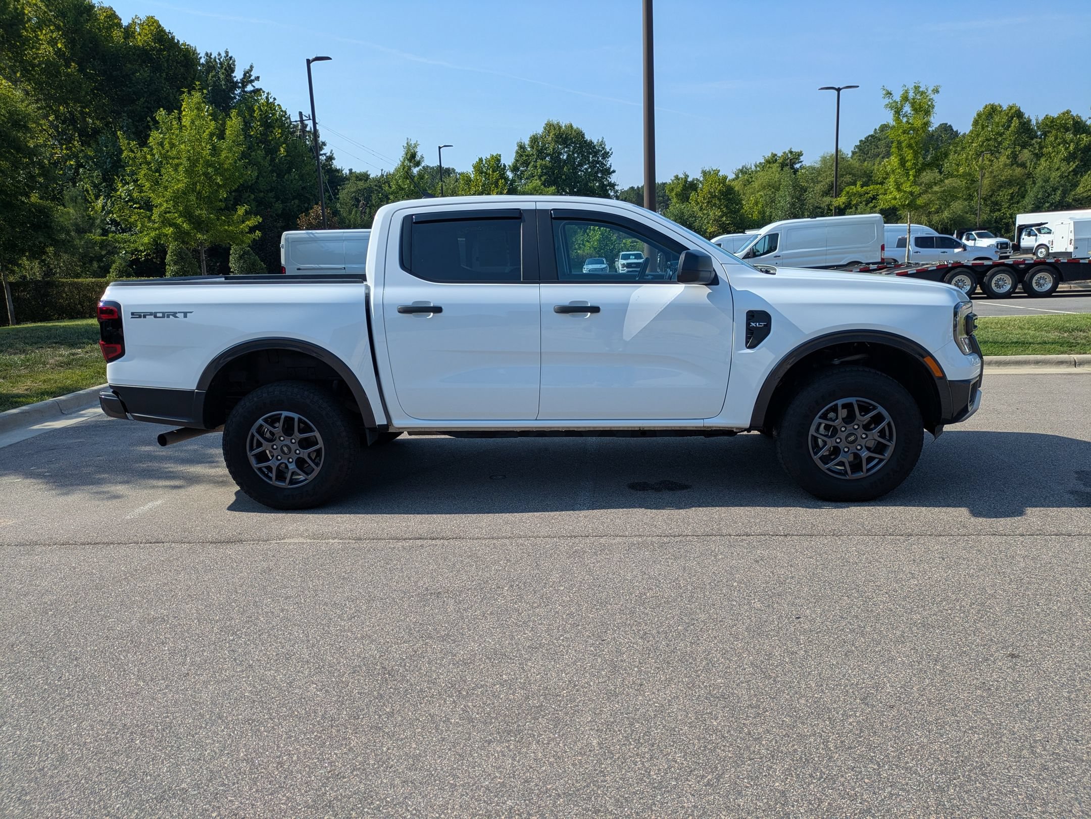 Certified 2024 Ford Ranger XLT w/ Trailer Tow Package RWD image 3