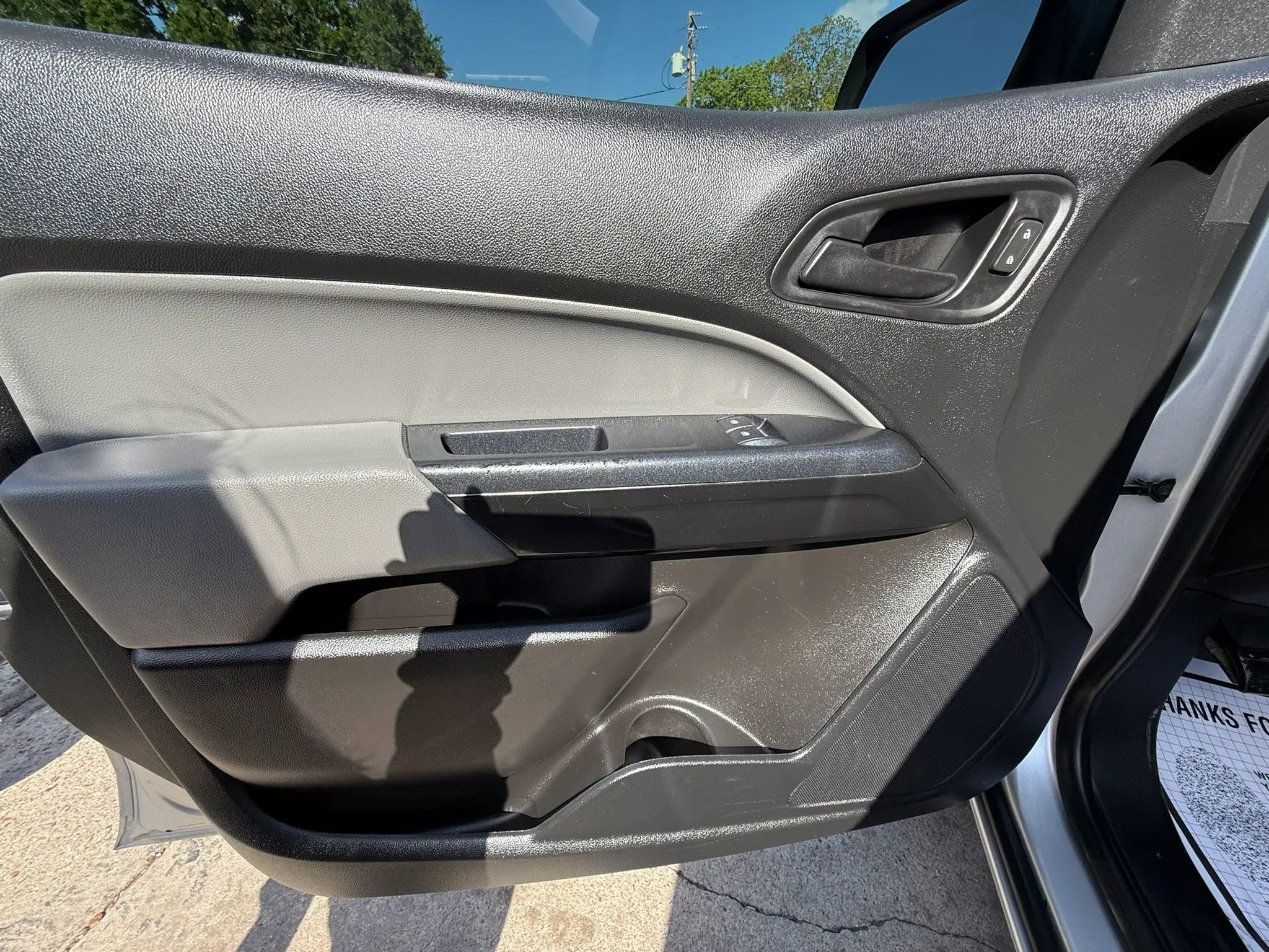 Used 2020 Chevrolet Colorado W/T image 18