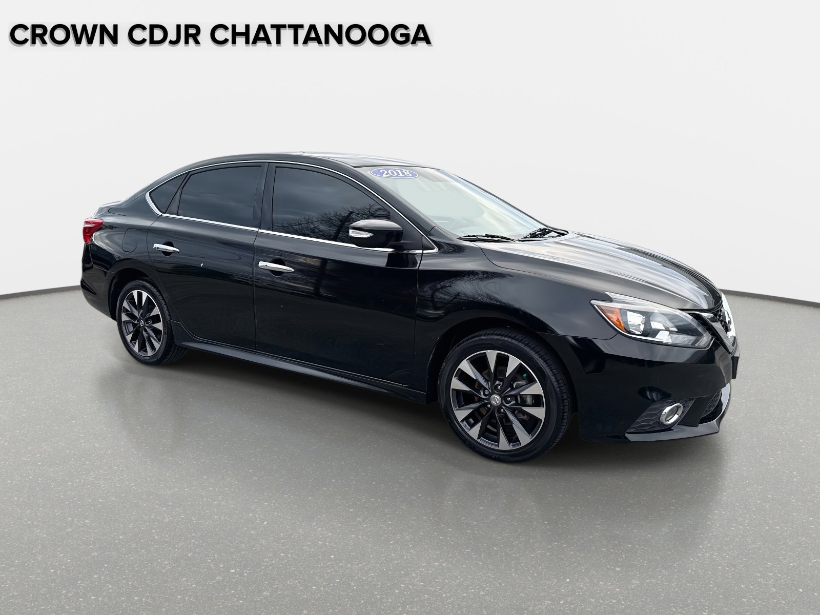 Used 2018 Nissan Sentra SR image 2