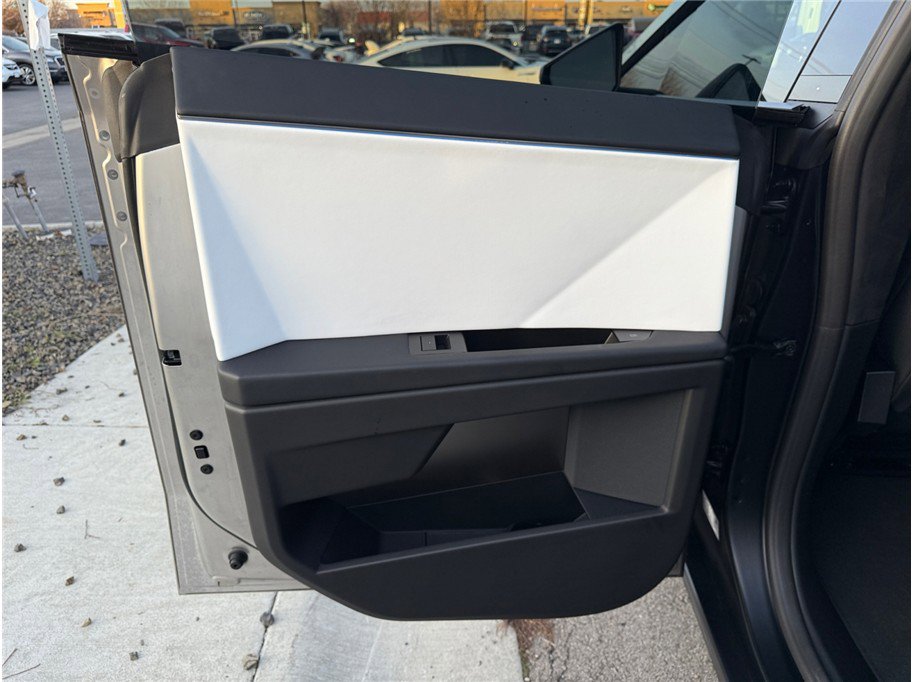 Used 2024 Tesla Cybertruck Cyberbeast image 34