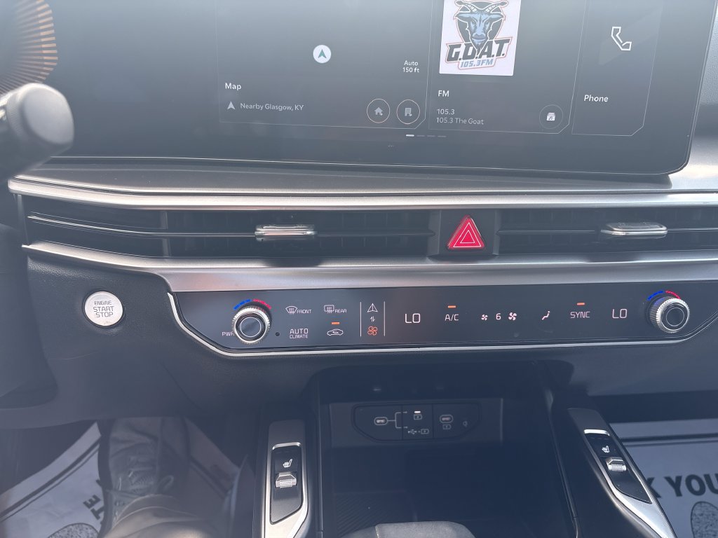 Used 2025 Kia Sorento S FWD image 18