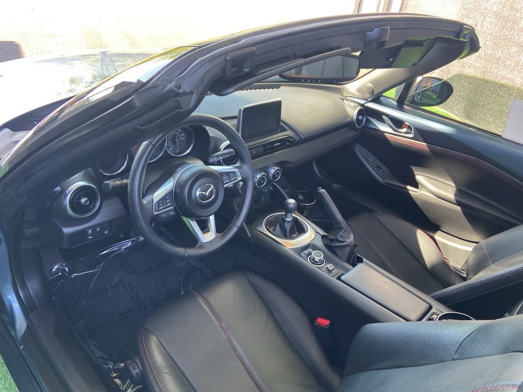 Used 2017 MAZDA MX-5 Miata Grand Touring RWD image 22