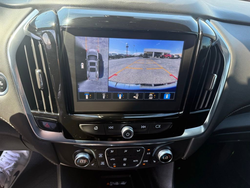 Used 2023 Chevrolet Traverse LT w/ LT Premium Package AWD/4WD image 20