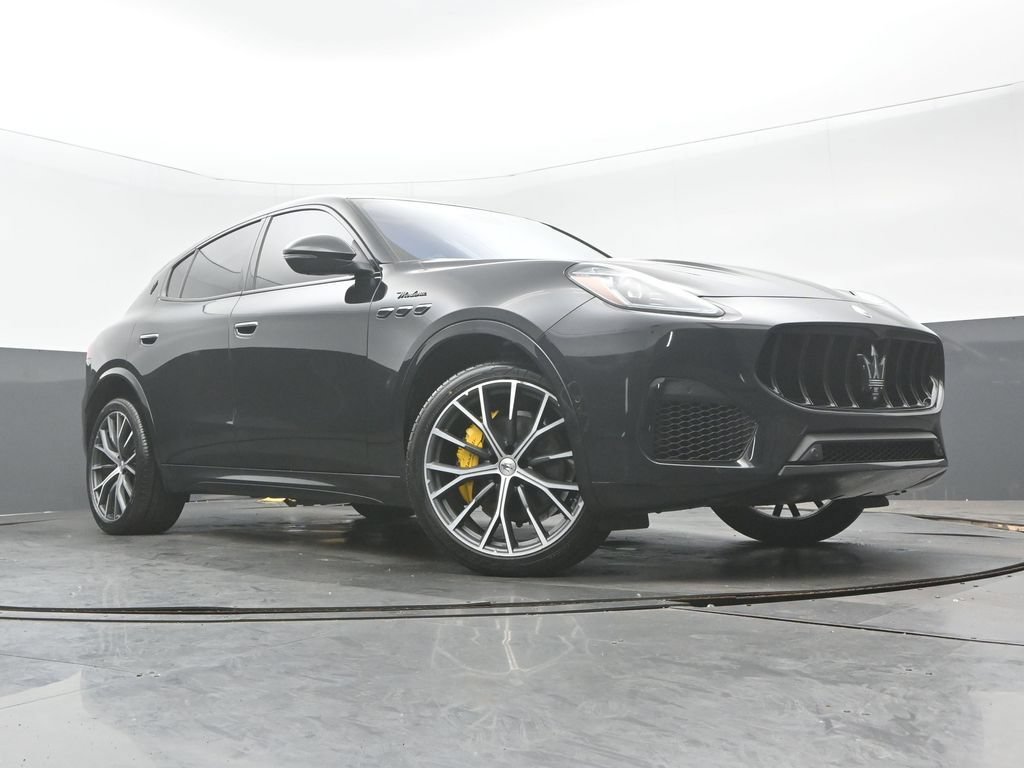 Used 2023 Maserati Grecale Modena AWD/4WD image 28