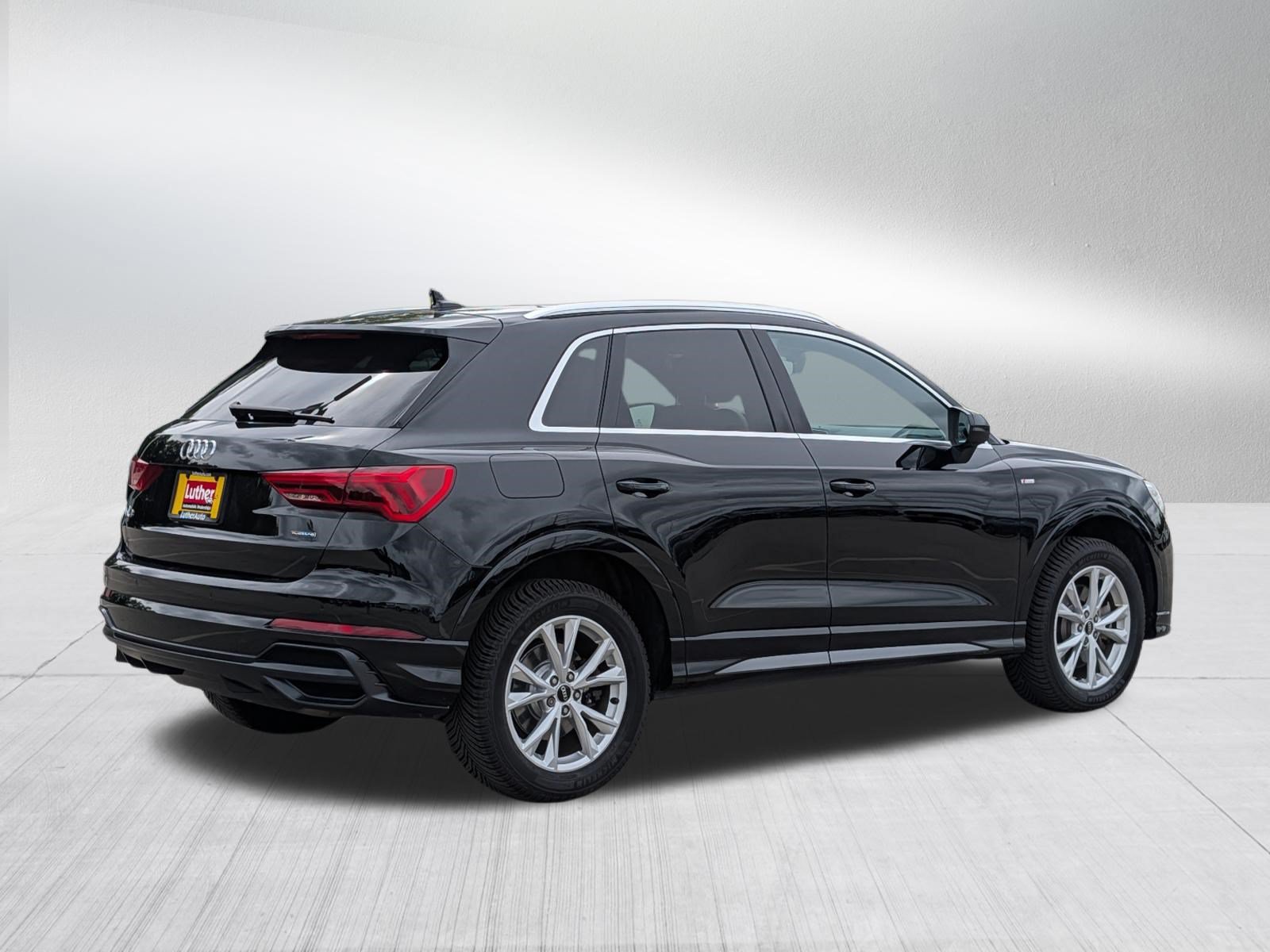 Used 2022 Audi Q3 2.0T Premium Plus AWD/4WD image 7