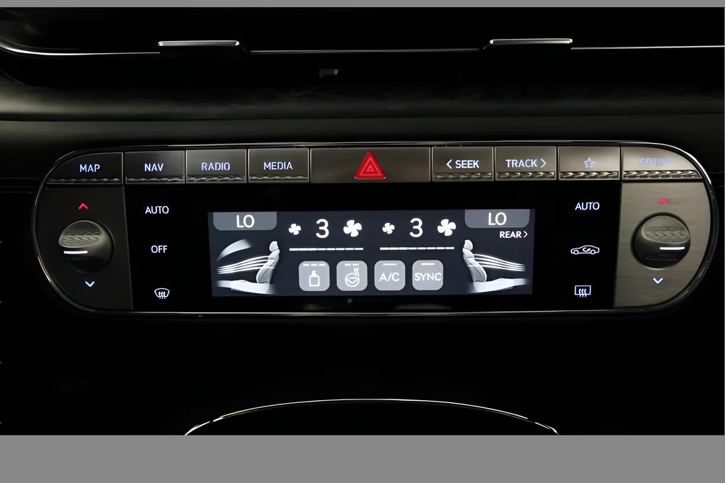 Used 2024 Genesis G90 3.5T AWD/4WD image 25