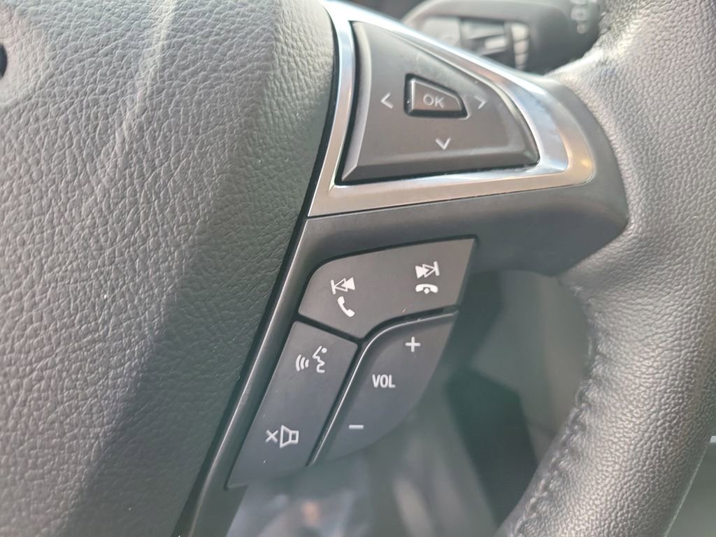 Used 2020 Ford Edge SEL w/ Convenience Package FWD image 29