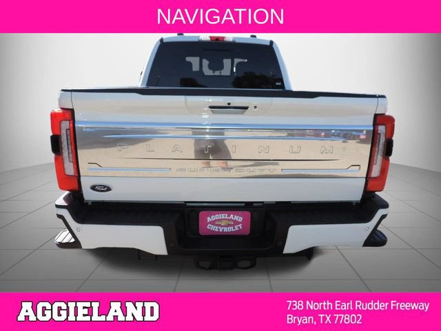 Used 2023 Ford F350 Platinum AWD/4WD image 5