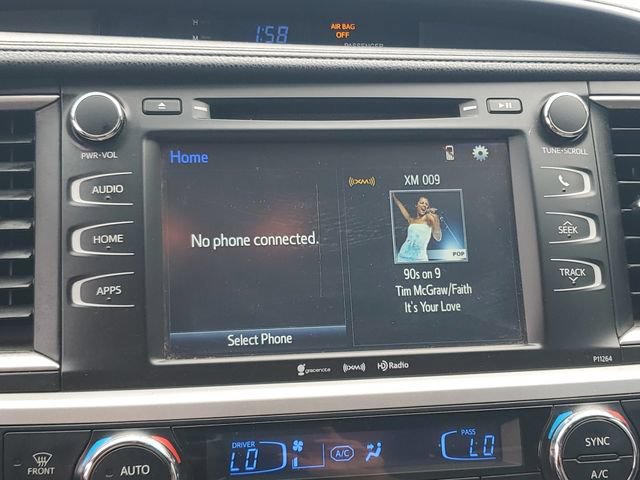 Used 2016 Toyota Highlander Plus FWD image 17