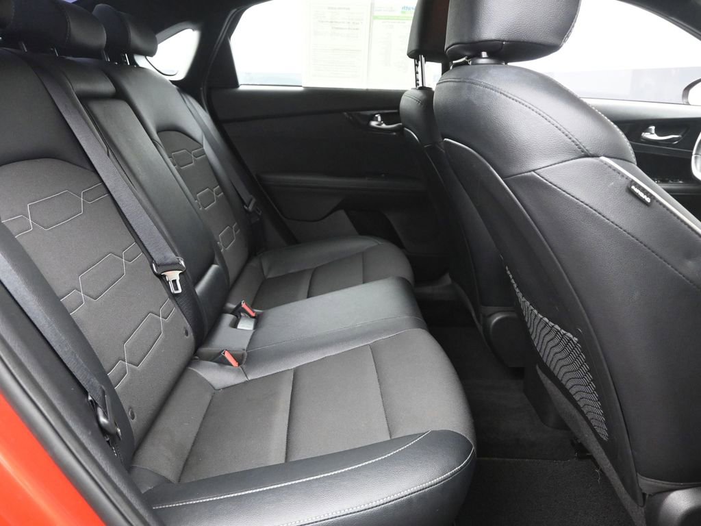 Used 2023 Kia Forte GT-Line image 9