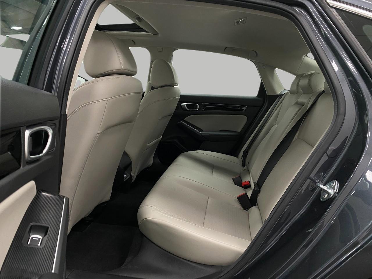 Used 2024 Honda Civic Touring image 28