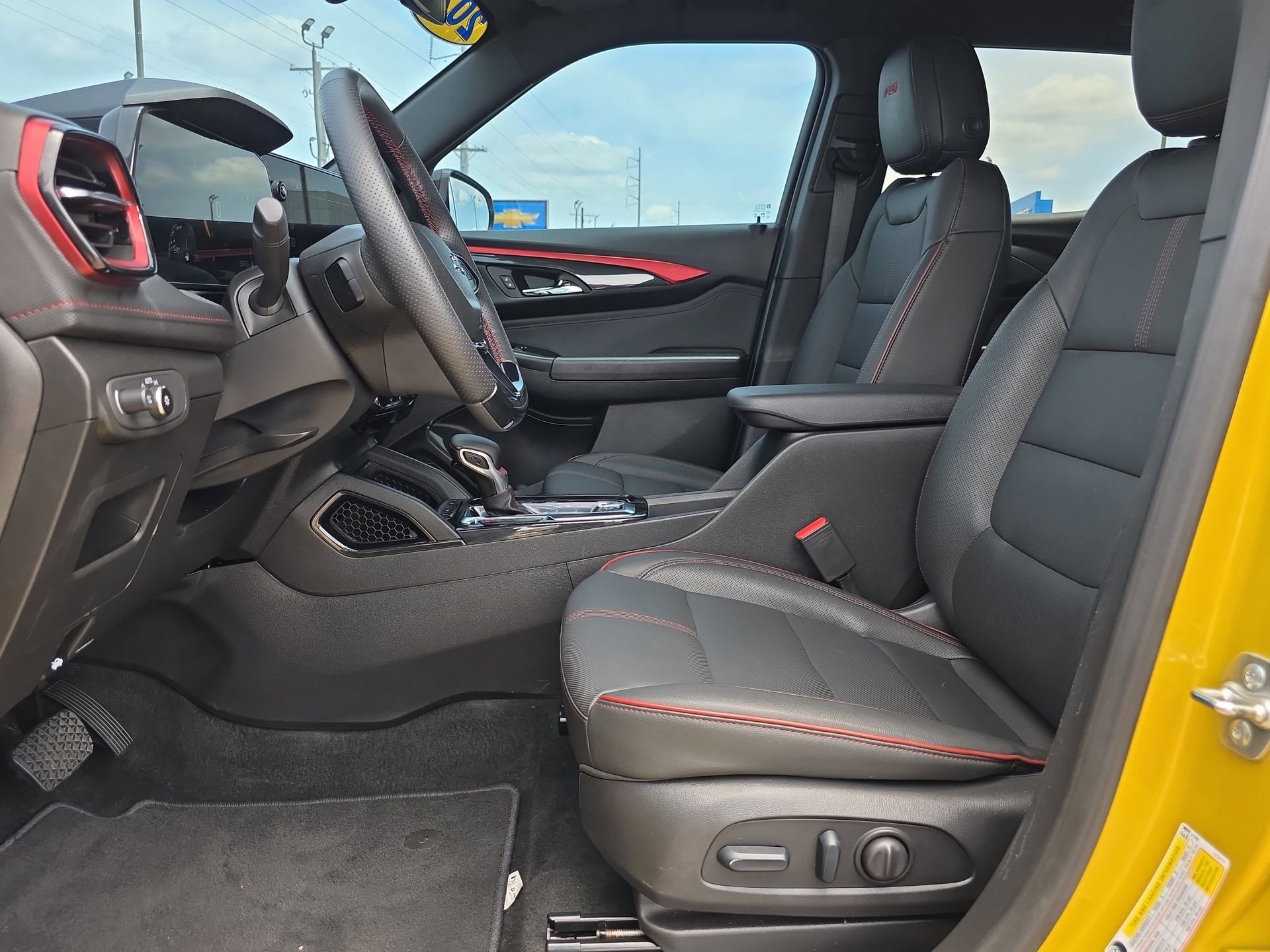 Used 2025 Chevrolet TrailBlazer RS w/ Driver Confidence Package FWD image 10