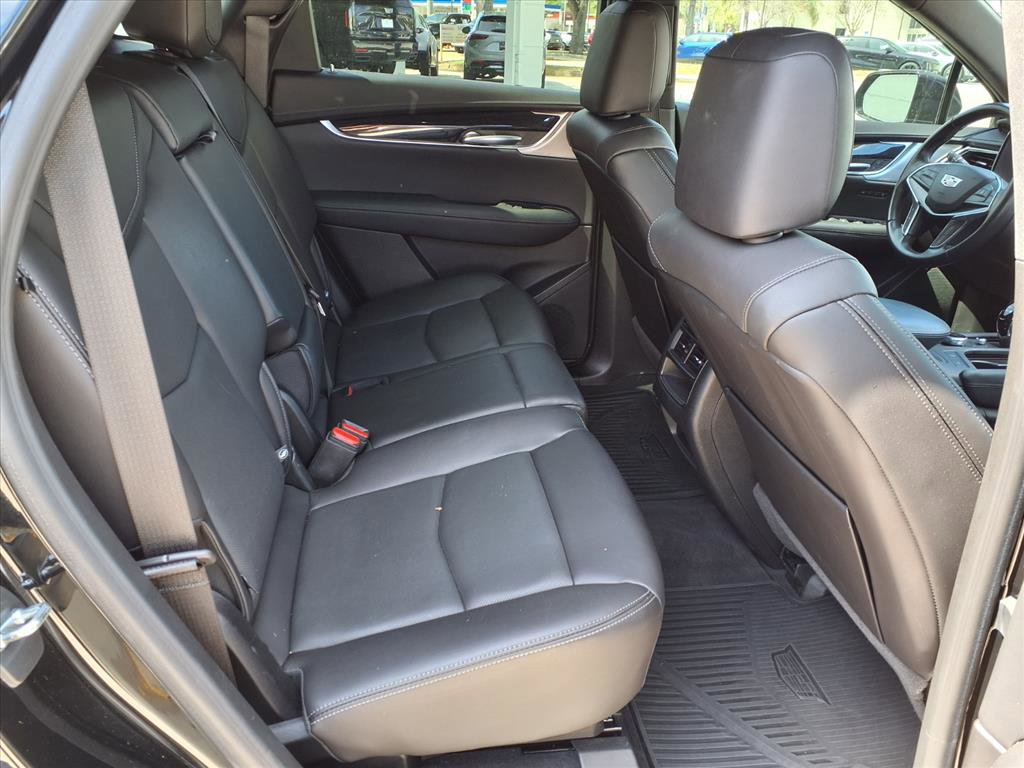 Used 2023 Cadillac XT5 Premium Luxury image 10