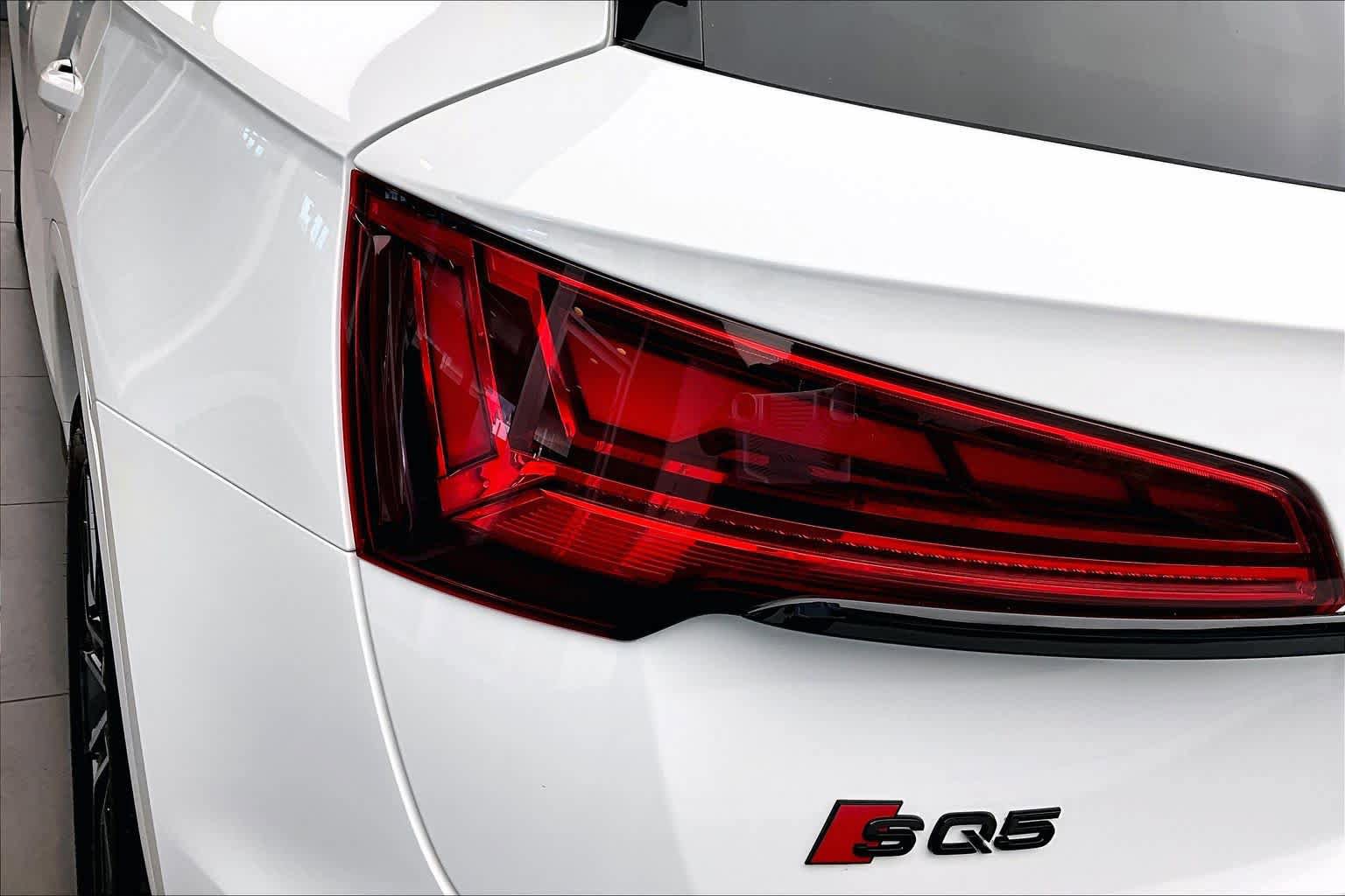 Certified 2023 Audi SQ5 Premium Plus w/ Premium Plus Package image 27