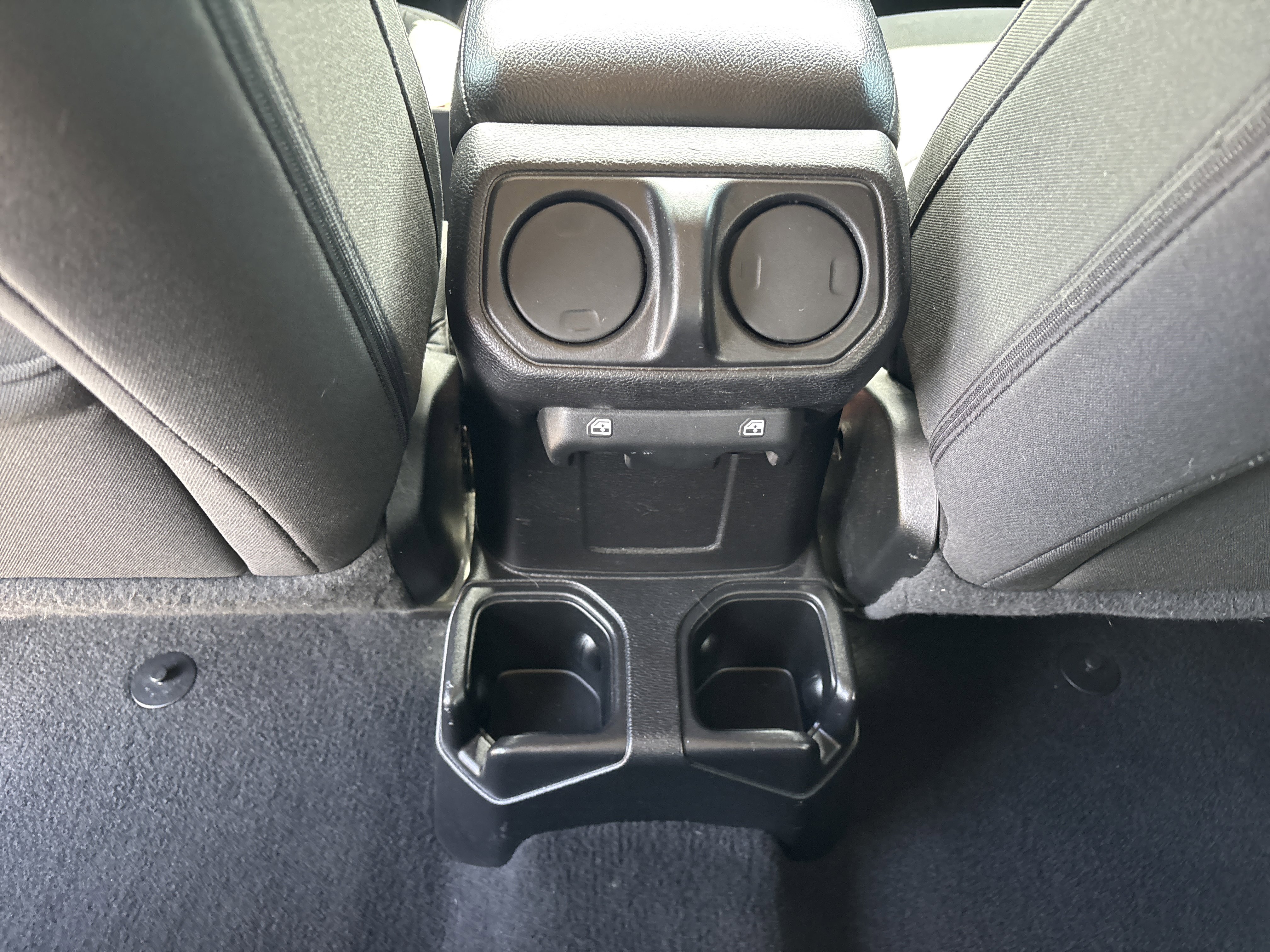 Used 2020 Jeep Wrangler Unlimited Sport S AWD/4WD image 19