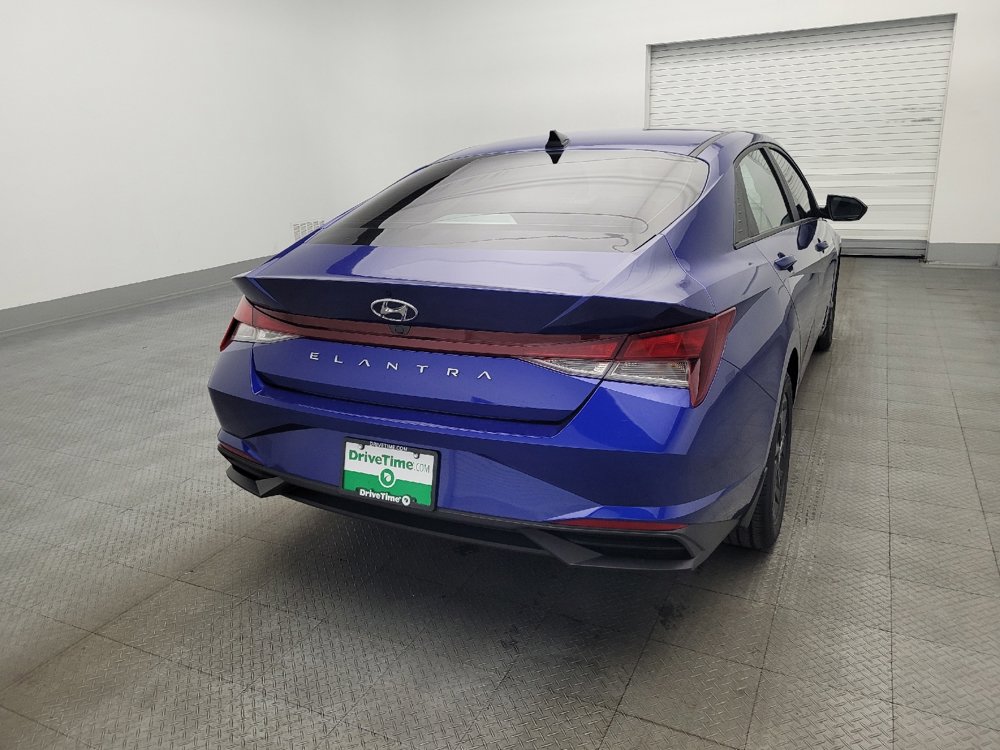 Used 2023 Hyundai Elantra SEL image 7