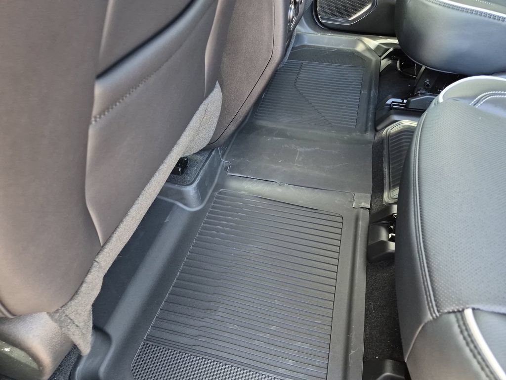 New 2027 GMC Acadia Denali w/ LPO, Floor Liner Package FWD image 36