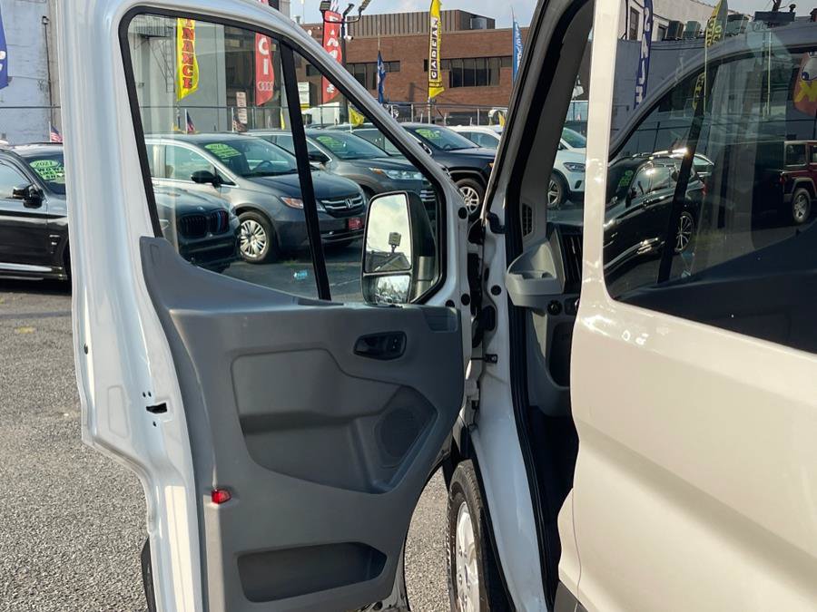 Used 2018 Ford Transit 350 XLT RWD image 6