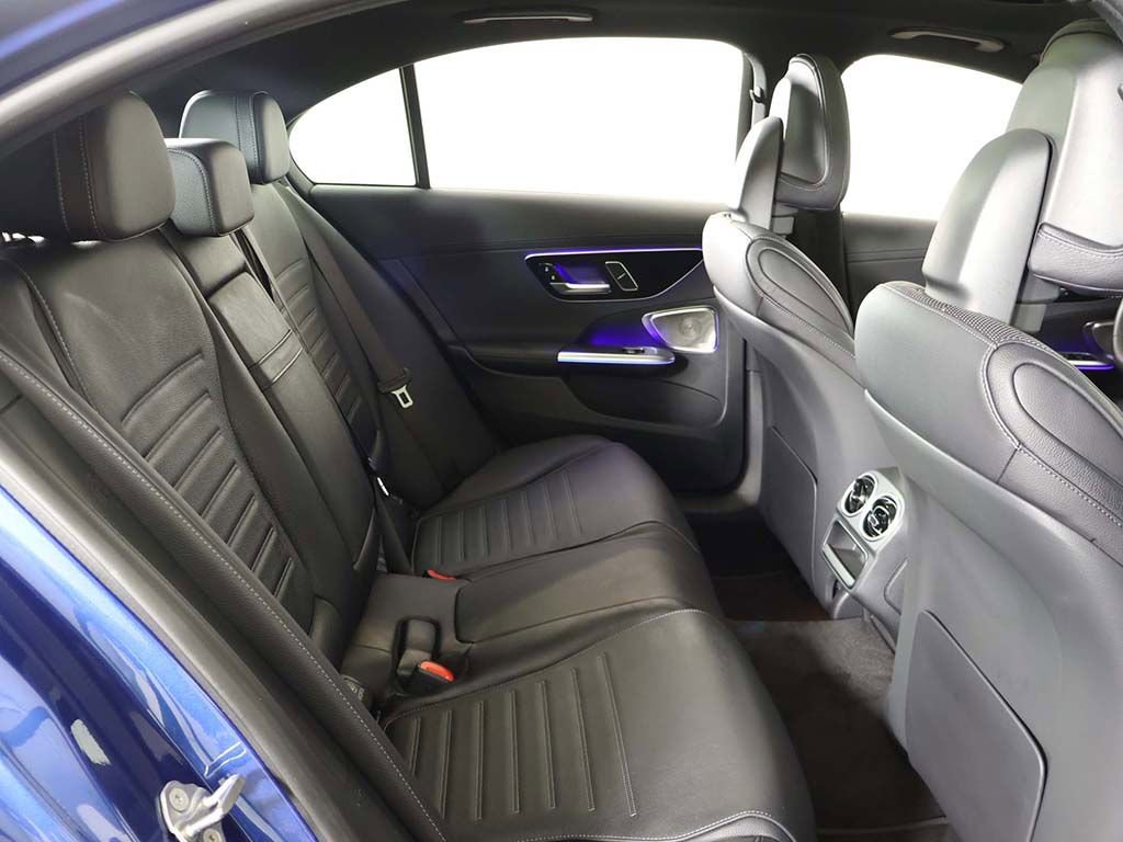 Used 2023 Mercedes-Benz C 43 AMG 4MATIC Sedan image 40