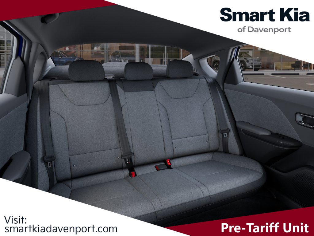 New 2025 Kia K4 LXS image 17