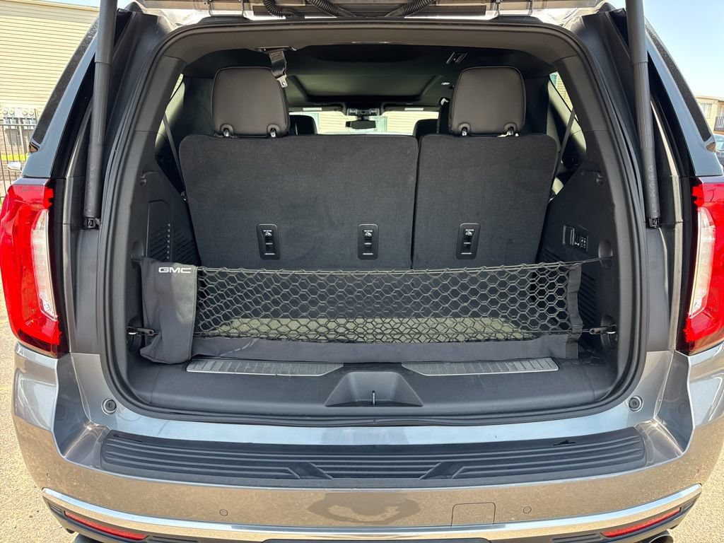 Used 2022 GMC Yukon Denali RWD image 53