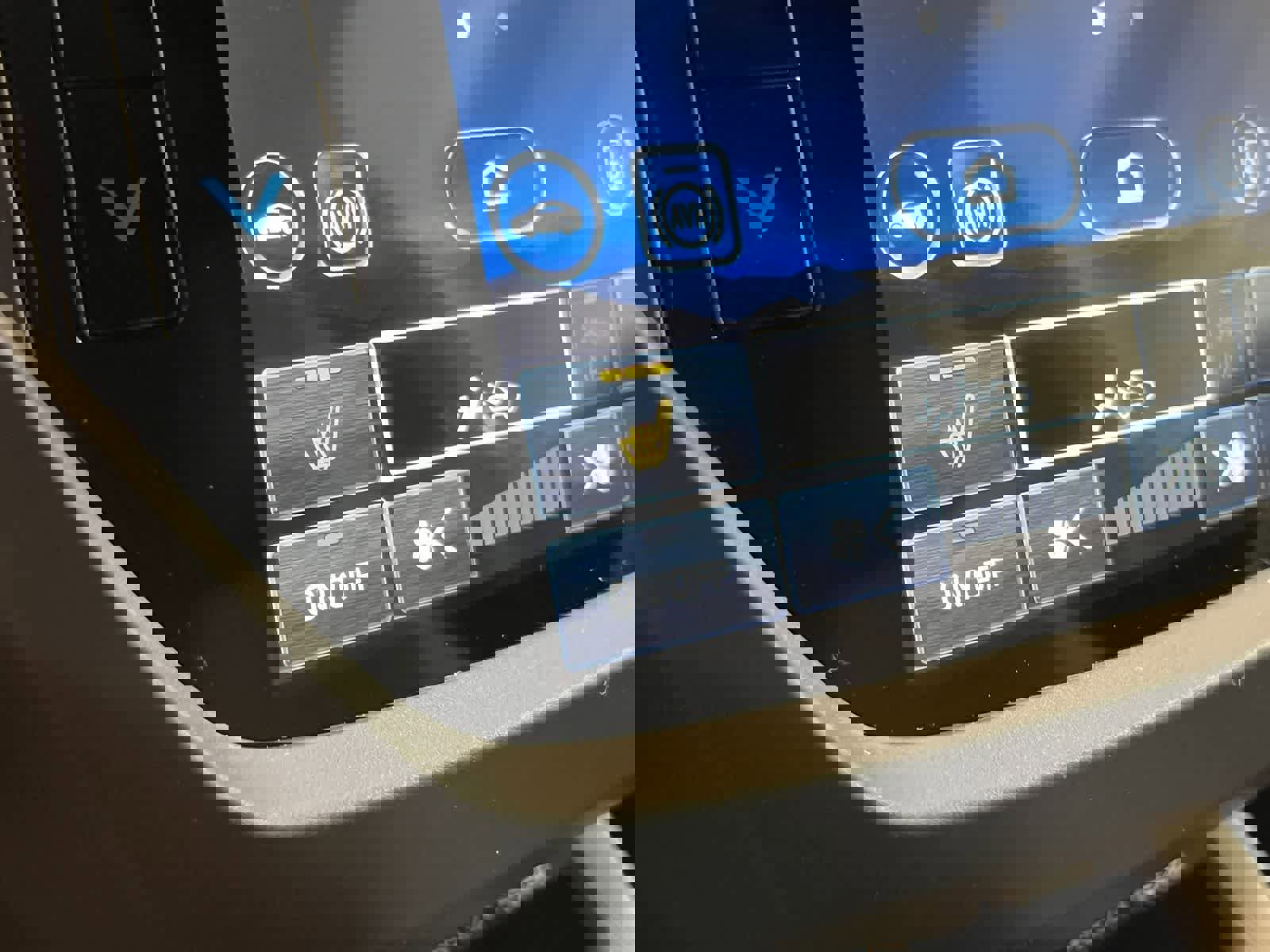 Used 2025 Subaru Forester Limited AWD/4WD image 21