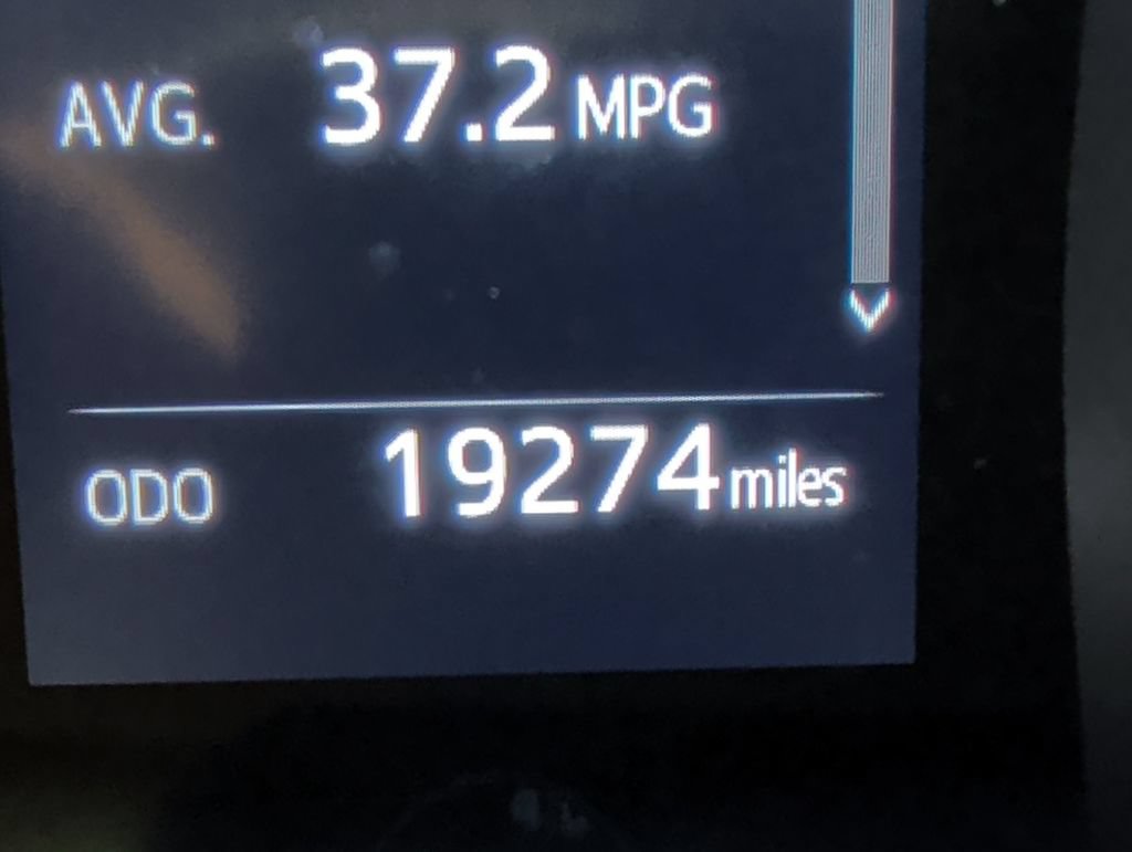 Used 2021 Toyota Camry LE FWD image 34