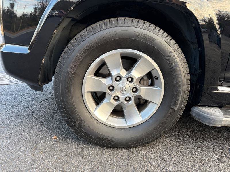 Used 2010 Toyota 4Runner SR5 image 11