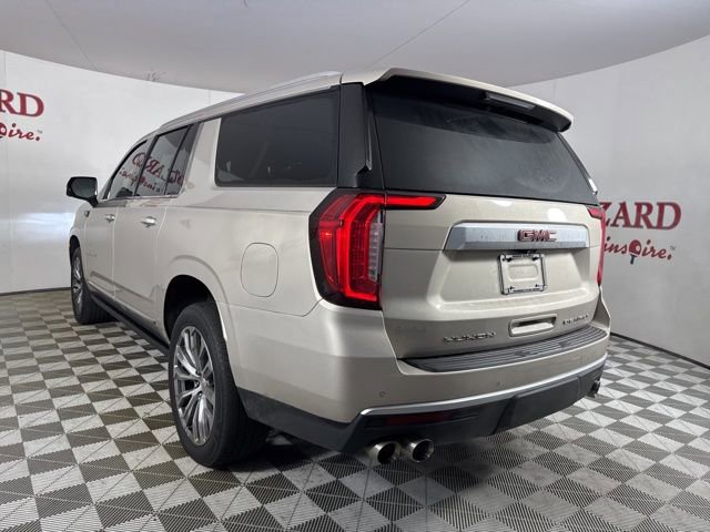 Used 2021 GMC Yukon XL Denali w/ Denali Premium Package image 6